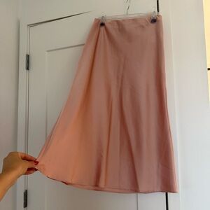 Pink silky skirt - Forever 21